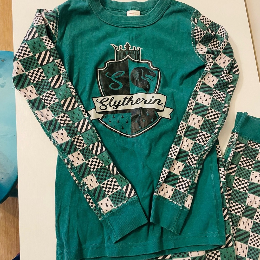 Hanna Andersson Green Slytherin Pajama Set size 140 or kid 10